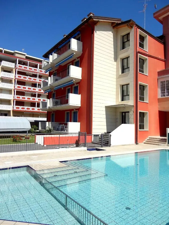 Apartment In Porto Santa Margherita 40285