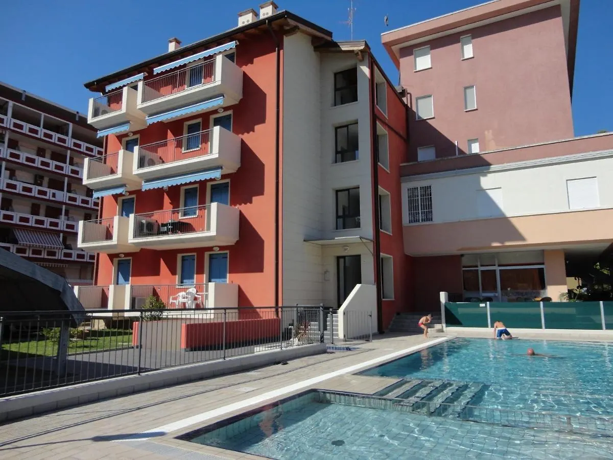 Apartment In Porto Santa Margherita 40285